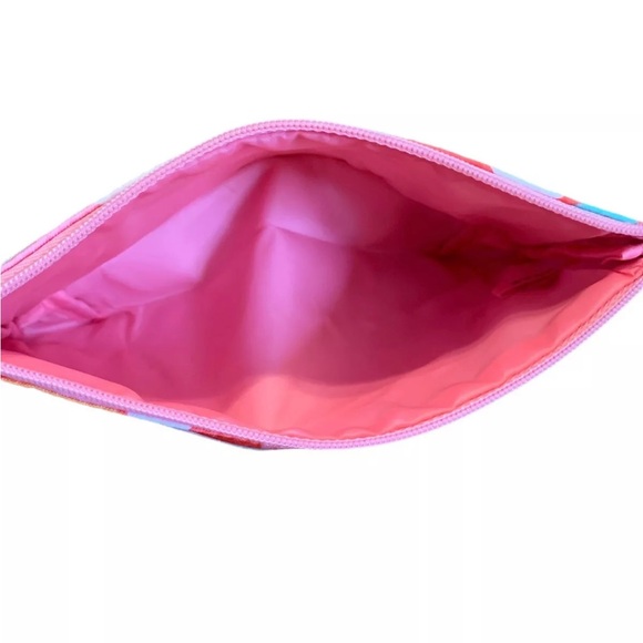 Clinique make up bag - Picture 3 of 3